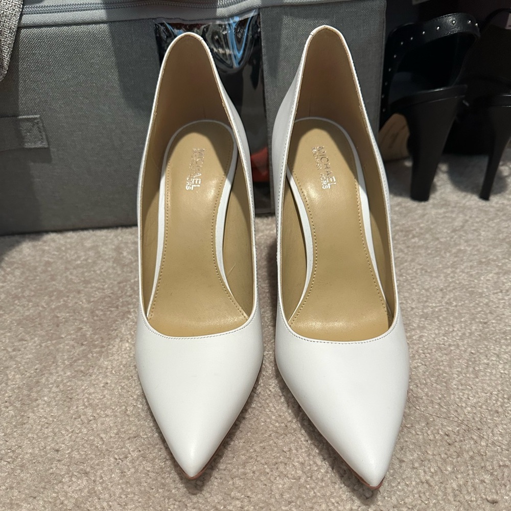 Michael Kors White Leather Pumps